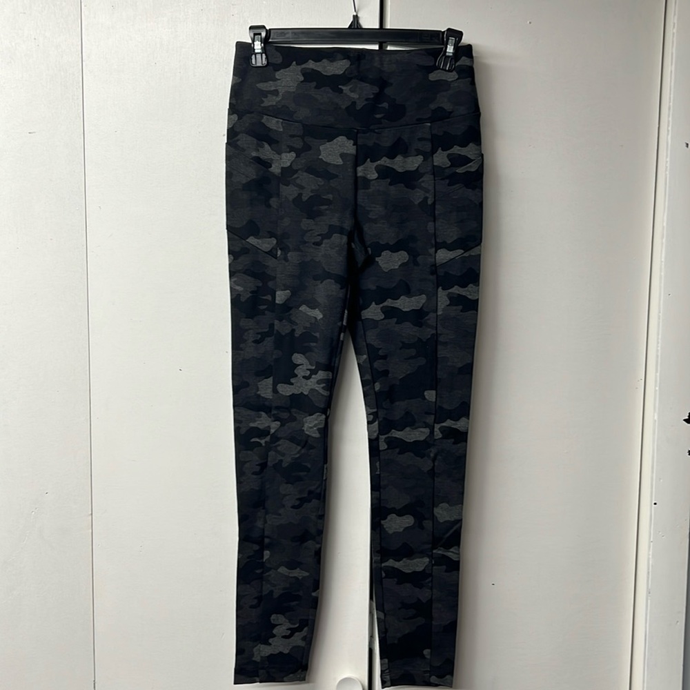 Cabi brand ATC black and gray camo leggings.